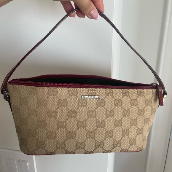 SOLD 🥰 Gucci GG Canvas Beige/Pink Boat Pochette - Picture 2 of 12